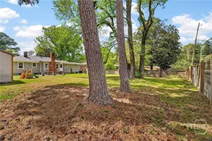 206 E 65th St, Savannah, GA 31405 - Photo 38
