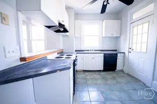 216 W W 41st St, Savannah, GA 31401 - Photo 16
