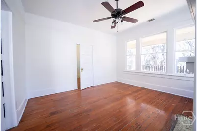 216 W W 41st Street, Savannah, GA 31401 - Photo 4