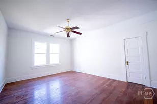 216 W W 41st St, Savannah, GA 31401 - Photo 10