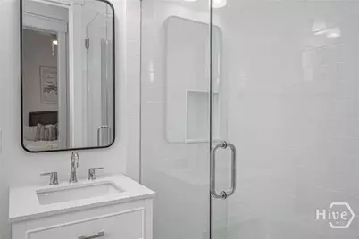 304 W 38th Street, Savannah, GA 31401 - Photo 24