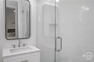 304 W 38th St, Savannah, GA 31401 - Photo 24