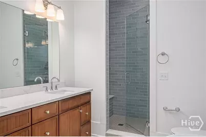 304 W 38th Street, Savannah, GA 31401 - Photo 18