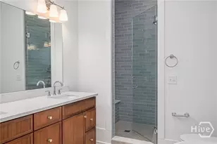 304 W 38th St, Savannah, GA 31401 - Photo 18