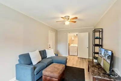 325 Manor Drive, Savannah, GA 31404 - Photo 14