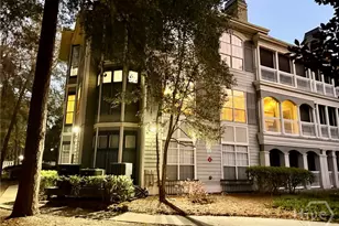 3223 Whitemarsh Way, Savannah, GA 31410 - Photo 2