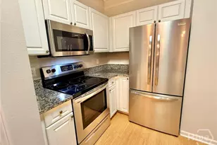 3223 Whitemarsh Way, Savannah, GA 31410 - Photo 18