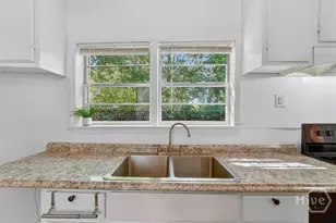 2019 McLeod St, Savannah, GA 31405 - Photo 12