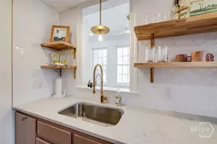 424 E President St, Savannah, GA - Photo 14