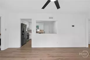 325 Bunting Dr, Savannah, GA 31404 - Photo 14
