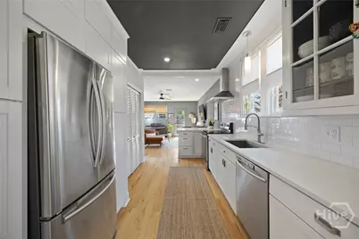 723 E 50th Street, Savannah, GA 31405 - Photo 12