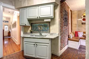 220 E State St, Savannah, GA 31401 - Photo 32