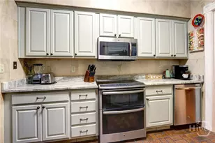 220 E State St, Savannah, GA 31401 - Photo 32