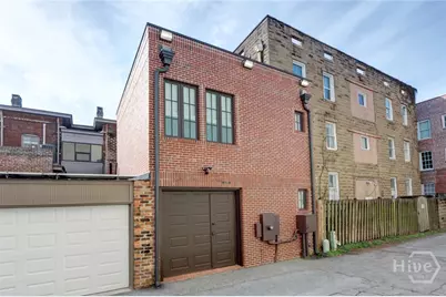 220 E State Street, Savannah, GA 31401 - Photo 6