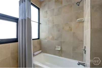 220 E State Street, Savannah, GA 31401 - Photo 40