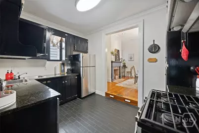 506 E Broughton Street, Savannah, GA 31401 - Photo 26