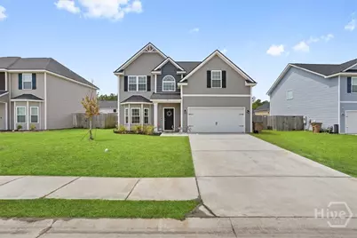 93 Factors Walk, Hinesville, GA 31313 - Photo 2