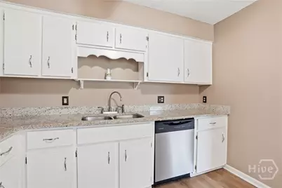 197 Waters Avenue, Allenhurst, GA 31301 - Photo 14