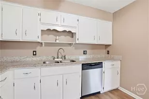 197 Waters Ave, Allenhurst, GA 31301 - Photo 14