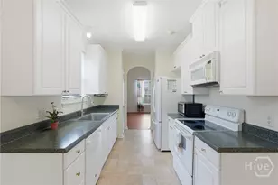 1159 Mohawk St, Savannah, GA 31419 - Photo 10
