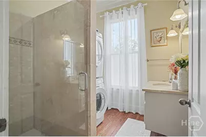 225 W 41st Street, Savannah, GA 31401 - Photo 10