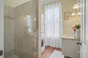 225 W 41st St, Savannah, GA 31401 - Photo 10