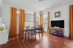 225 W 41st St, Savannah, GA 31401 - Photo 8