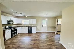1325 Loblolly Dr, Hinesville, GA 31313 - Photo 8