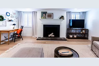 424 E President Street, Savannah, GA 31401 - Photo 42