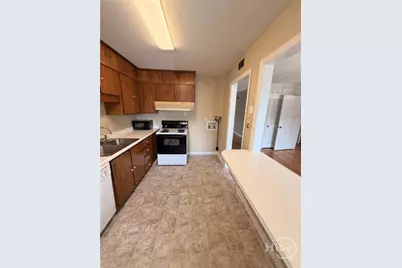139 E 55th Street, Savannah, GA 31406 - Photo 6