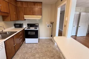 139 E 55th St, Savannah, GA 31406 - Photo 6