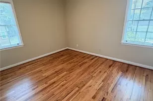 139 E 55th St, Savannah, GA 31406 - Photo 8