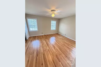 139 E 55th Street, Savannah, GA 31406 - Photo 12