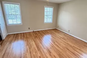 139 E 55th St, Savannah, GA 31406 - Photo 12