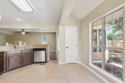 2 Oemler Court E, Savannah, GA 31410 - Photo 14
