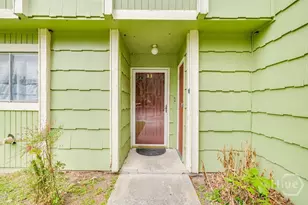 527 Tibet Ave, Savannah, GA 31406 - Photo 4