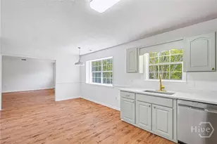 346 Belle Grove Cir, Richmond Hill, GA 31324 - Photo 10