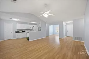 27 Gimbal Cir, Port Wentworth, GA 31407 - Photo 10