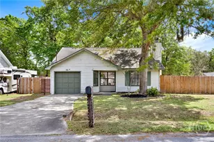 1371 Forest Lake Dr, Hinesville, GA 31313 - Photo 2