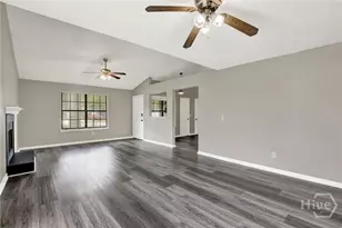 1371 Forest Lake Dr, Hinesville, GA 31313 - Photo 10