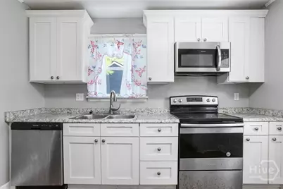 2403 E 37th Street, Savannah, GA 31404 - Photo 26