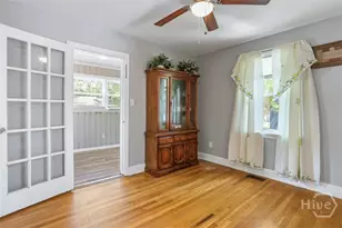 2403 E 37th St, Savannah, GA 31404 - Photo 12