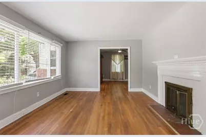2403 E 37th Street, Savannah, GA 31404 - Photo 8