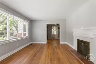 2403 E 37th St, Savannah, GA 31404 - Photo 8