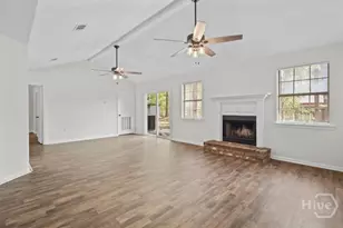 2324 Suttle Ct, Hinesville, GA 31313 - Photo 10