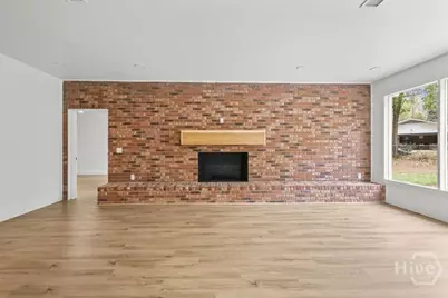 762 E Bay Street, Jesup, GA 31546 - Photo 24