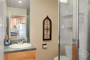 110 Barnard St, Savannah, GA 31401 - Photo 10