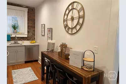 210 E State Street, Savannah, GA 31401 - Photo 8
