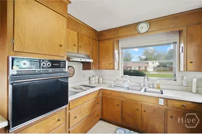 2704 River Drive, Savannah, GA 31404 - Photo 4