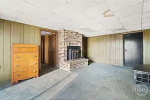 2704 River Dr, Savannah, GA 31404 - Photo 14
